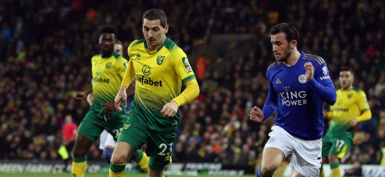 Leicester cayó con Norwich y perdió su oportunidad de acercarse a Manchester City