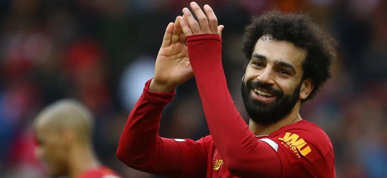 Liverpool ambienta su entrenamiento virtual cantando en varios idiomas