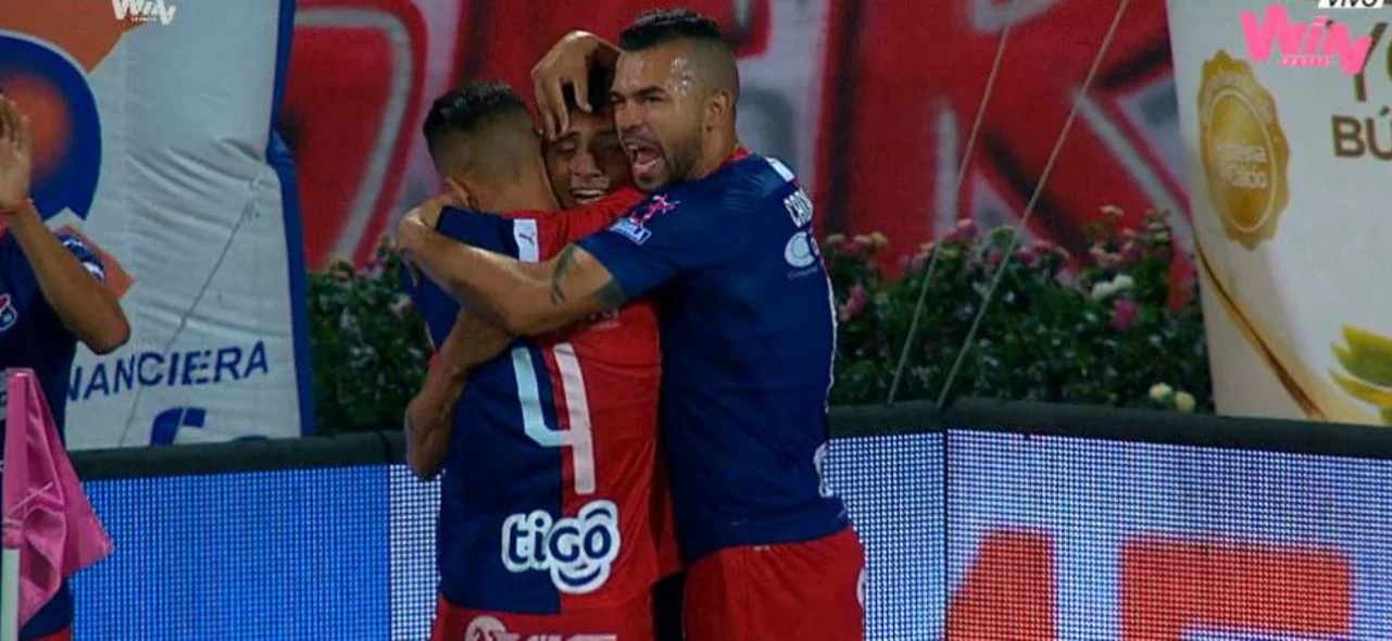 Medellín venció a Alianza Petrolera y sigue soñando con la clasificación