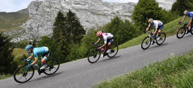 Miguel Ángel López: Disfruté mucho mi primer Tour de Francia