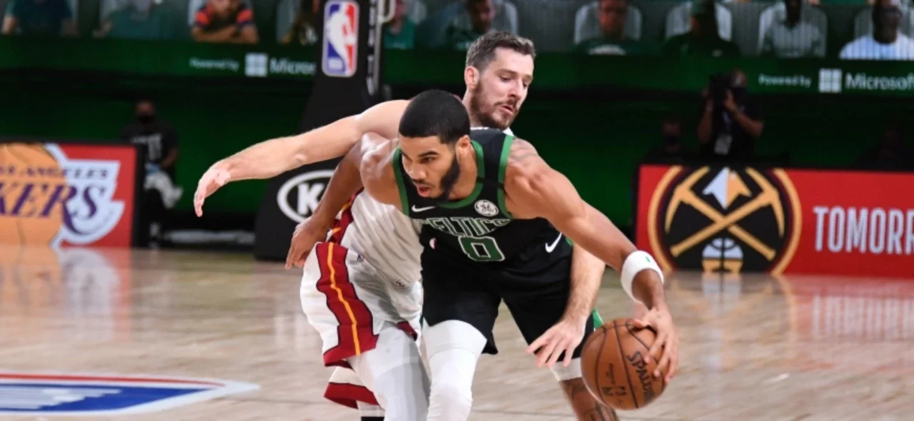 NBA | Celtics ganaron y redujeron la desventaja en la serie frente a Miami Heat