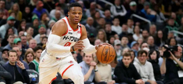 NBA | Westbrook estuvo brillante, LeBron no pudo salir a flote y Miami Heat triunfó