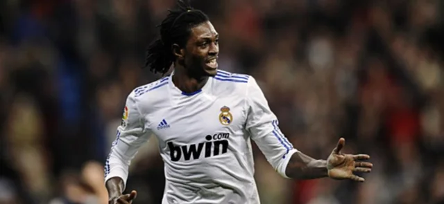 Olimpia anunció el fichaje del africano Emmanuel Adebayor