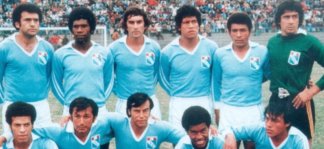 Oswaldo Ramírez, el máximo goleador peruano en la Copa Libertadores