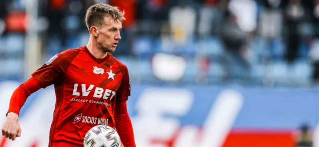 Polonia está cerca de reanudar el fútbol a finales de mayo y sin público