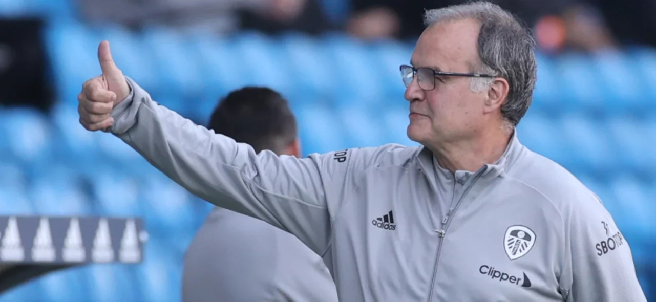 Premier League | Leeds, de Bielsa, ganó su primer partido de élite venciendo a Fulham