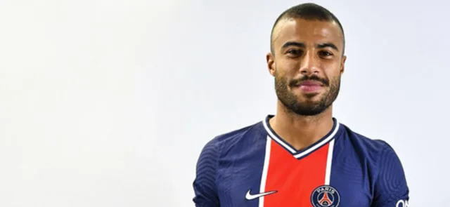 PSG anunció el fichaje del centrocampista Rafinha