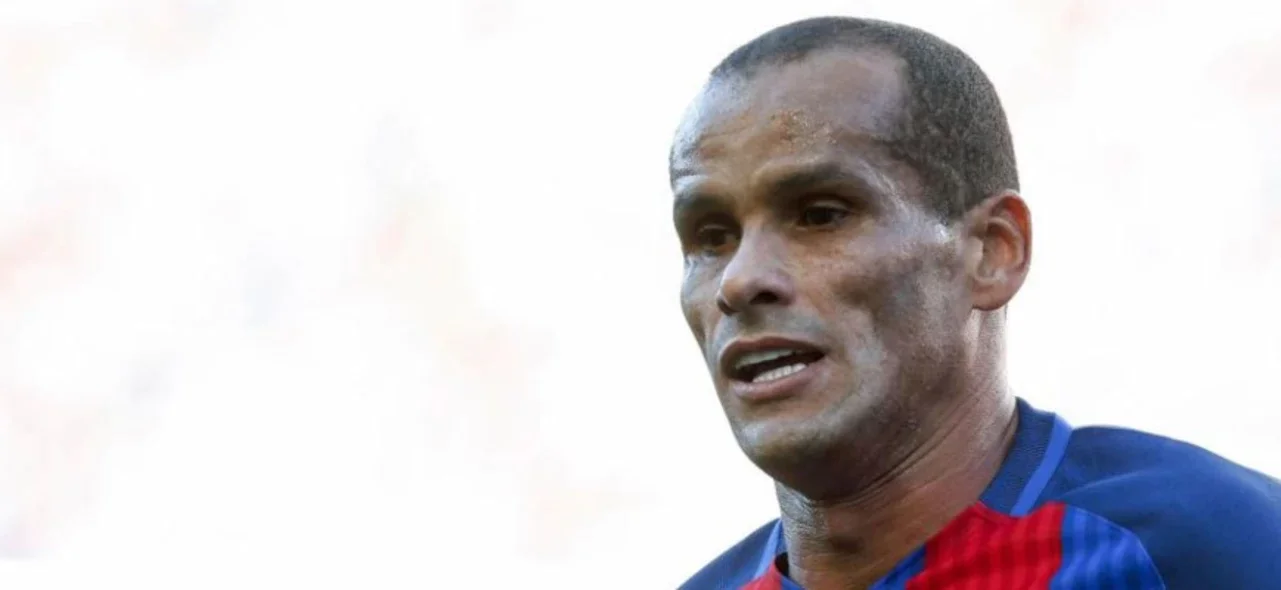 Rivaldo celebra su cumpleaños número 48