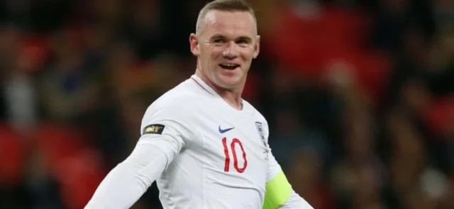 Rooney: Kane no necesitará mucho tiempo ser el máximo goleador de Inglaterra
