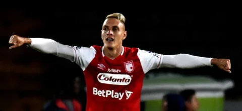 Santa Fe hizo respetar su casa y venció con ímpetu a América