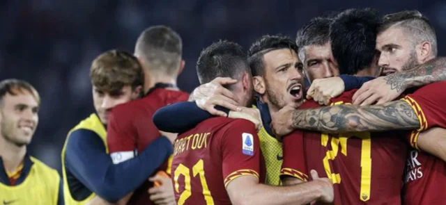 Serie A | Roma venció a un Milán que sufrió su quinta derrota de temporada