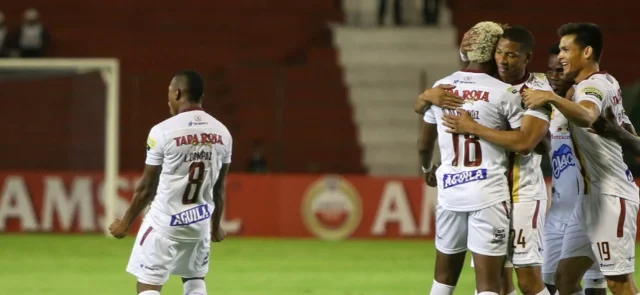 Tolima recibe a Macará con la misión de clasificar a la tercera ronda de la Libertadores