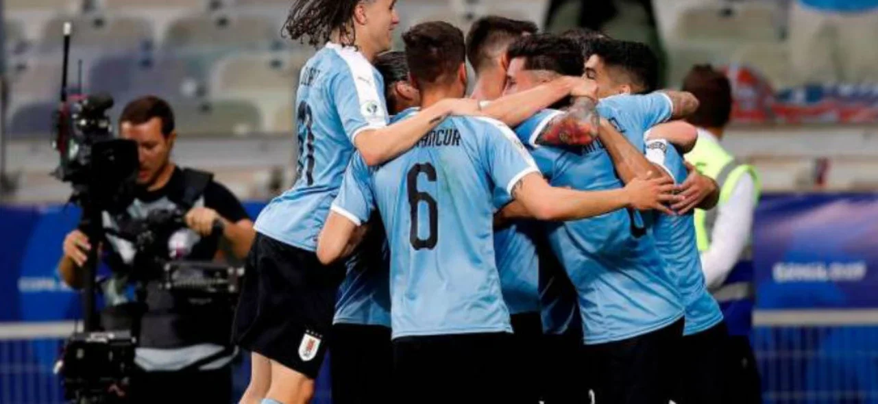 Uruguay, sin Cavani ni Suárez, anunció sus convocados para los amistosos con Perú