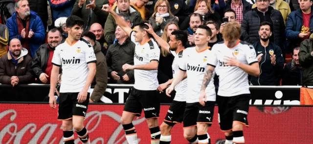 Valencia confirmó que el 35% de su plantel tiene el nuevo coronavirus