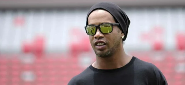 Win Sports transmitirá el partido de Ronaldinho en Bogotá Santa Fe vs. Nacional