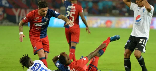 Yulián Gómez fue operado con éxito y estará 5 meses fuera de las canchas