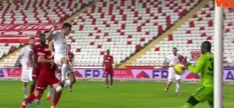 Mira aquí el gol de la victoria de Antalyaspor frente a Sivasspor