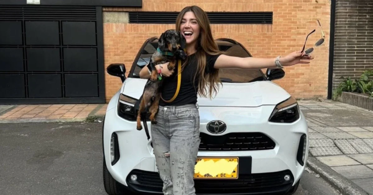 Mira el capítulo 52 de What The Fun con María Elvira