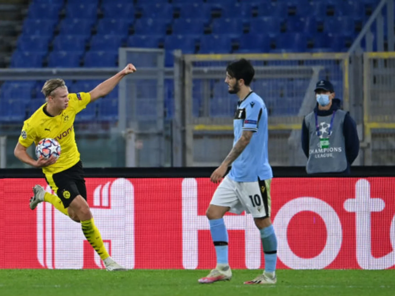Borussia Dortmund celebra el descuento ante Lazio / Foto AFP