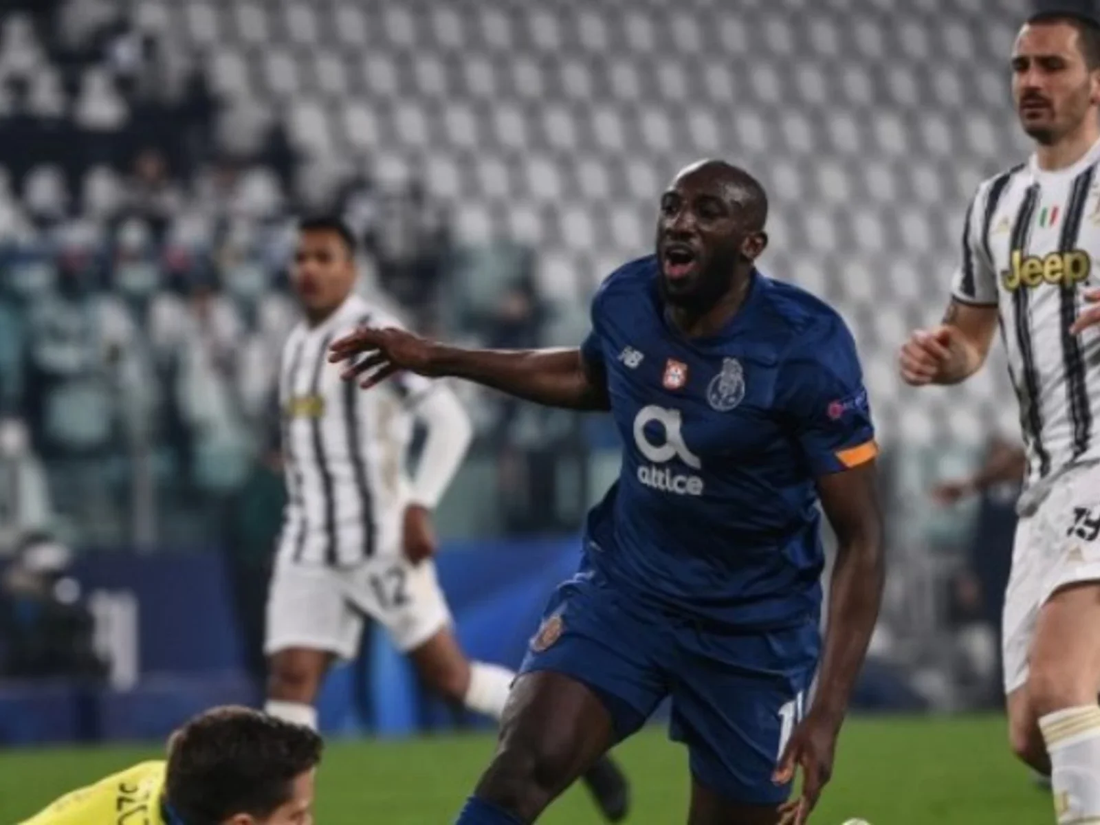 Marega estuvo cerca de anotar otro gol para Porto