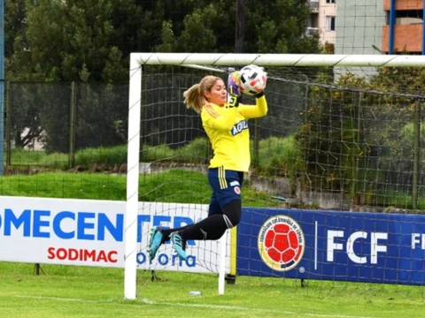 Sandra Sepúlveda en la segunda sesión de entrenamiento en Bogotá. / Foto: FCF