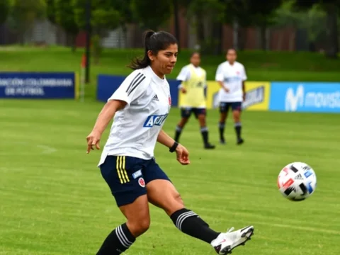 Catalina Usme durante la práctica de la selección Colombia. / Foto: FCF