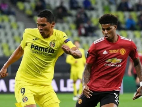 Carlos Bacca fue titular/ AFP