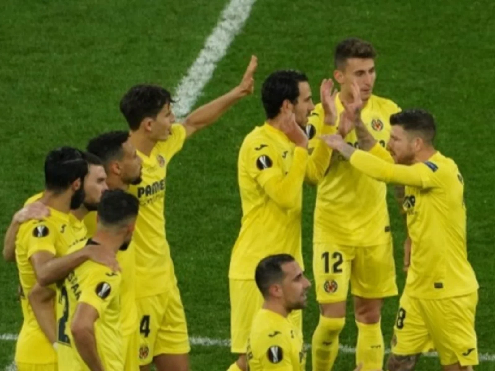 Villarreal ganó su primer título internacional/ AFP