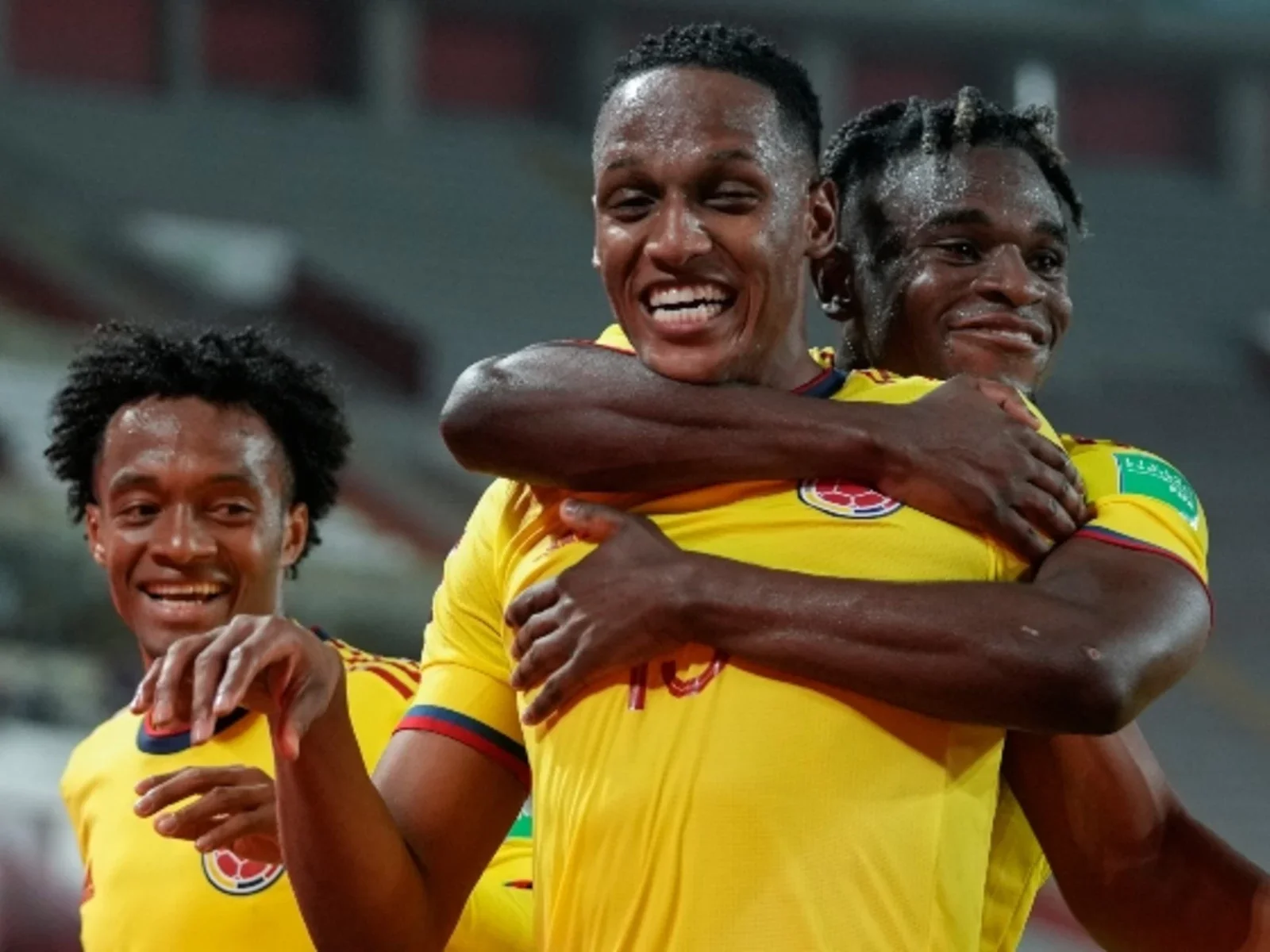 Colombia festeja el primer gol frente a Perú / Foto: AFP