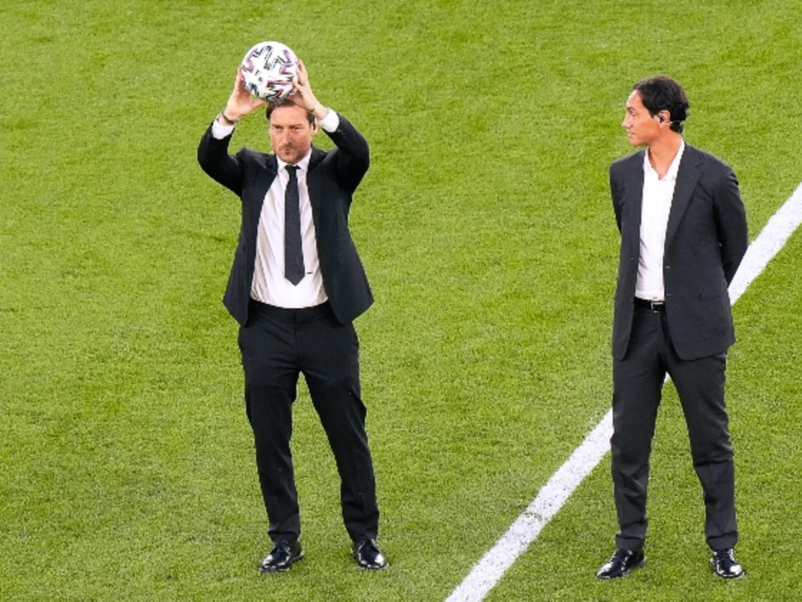 Francesco Totti y Alessandro Nesta participaron en el acto. / Foto: AFP