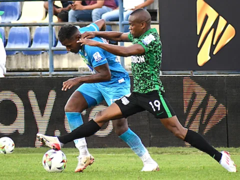 Jaguares y Nacional no se hicieron daño en el Jaraguay / Vizzorimage