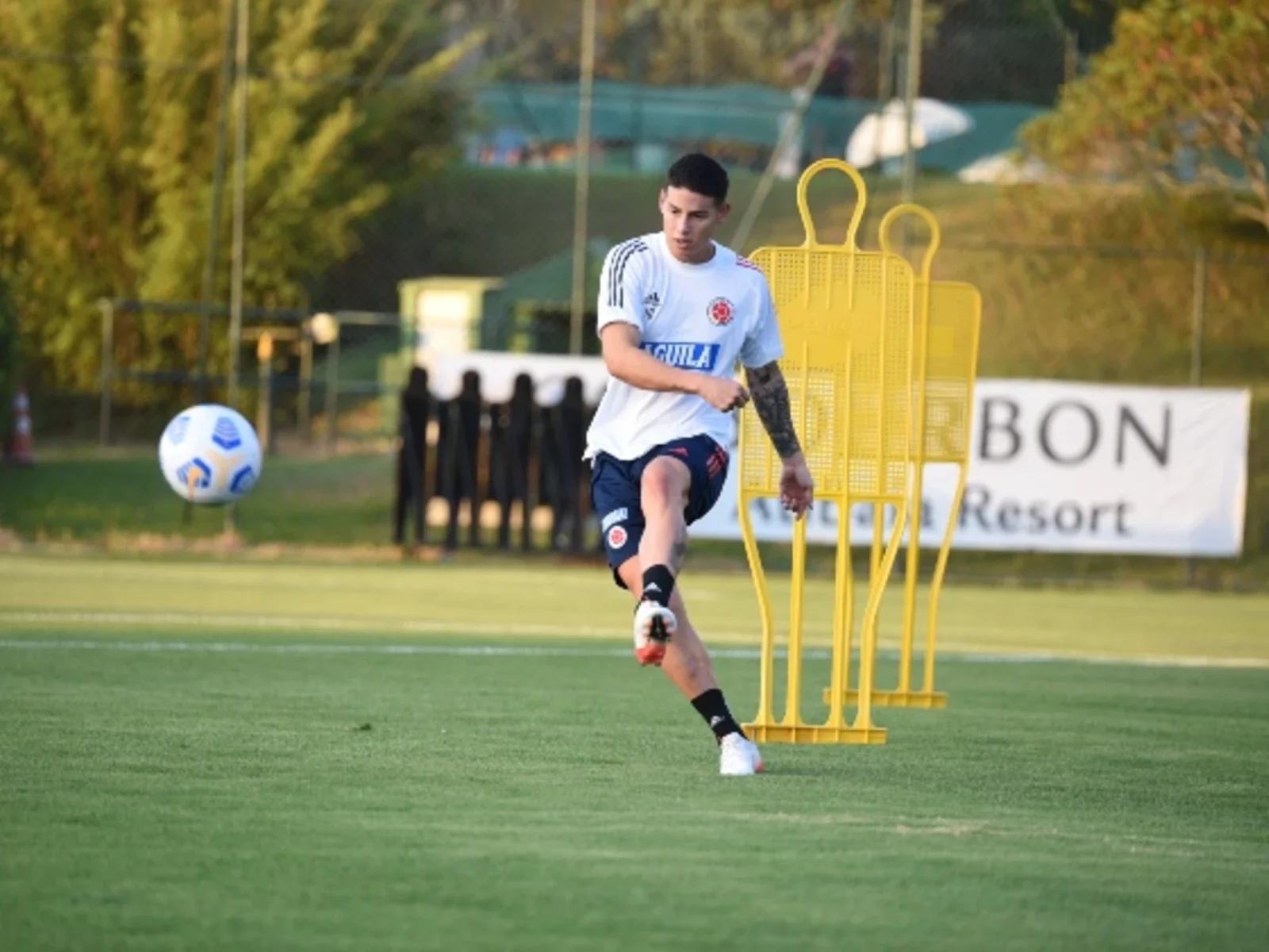 Entrenamiento de James en la selección / Foto FCF