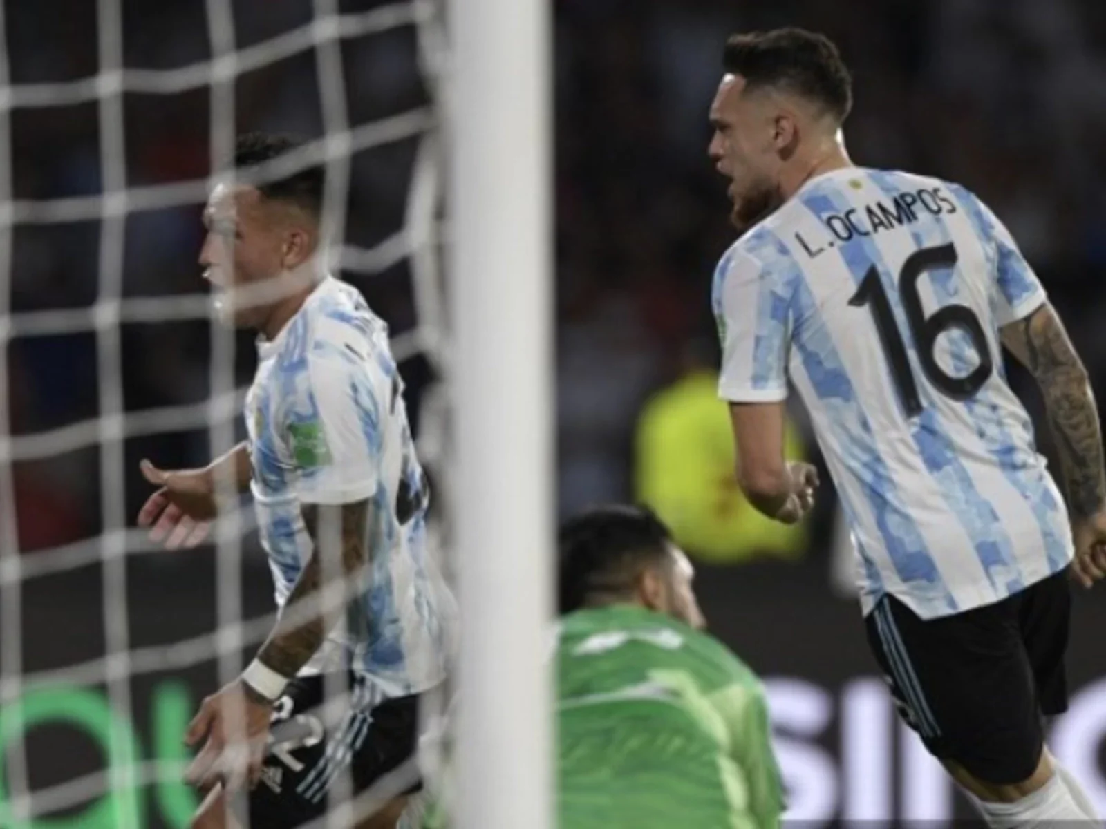 Lautaro Martínez celebra su gol/ AFP