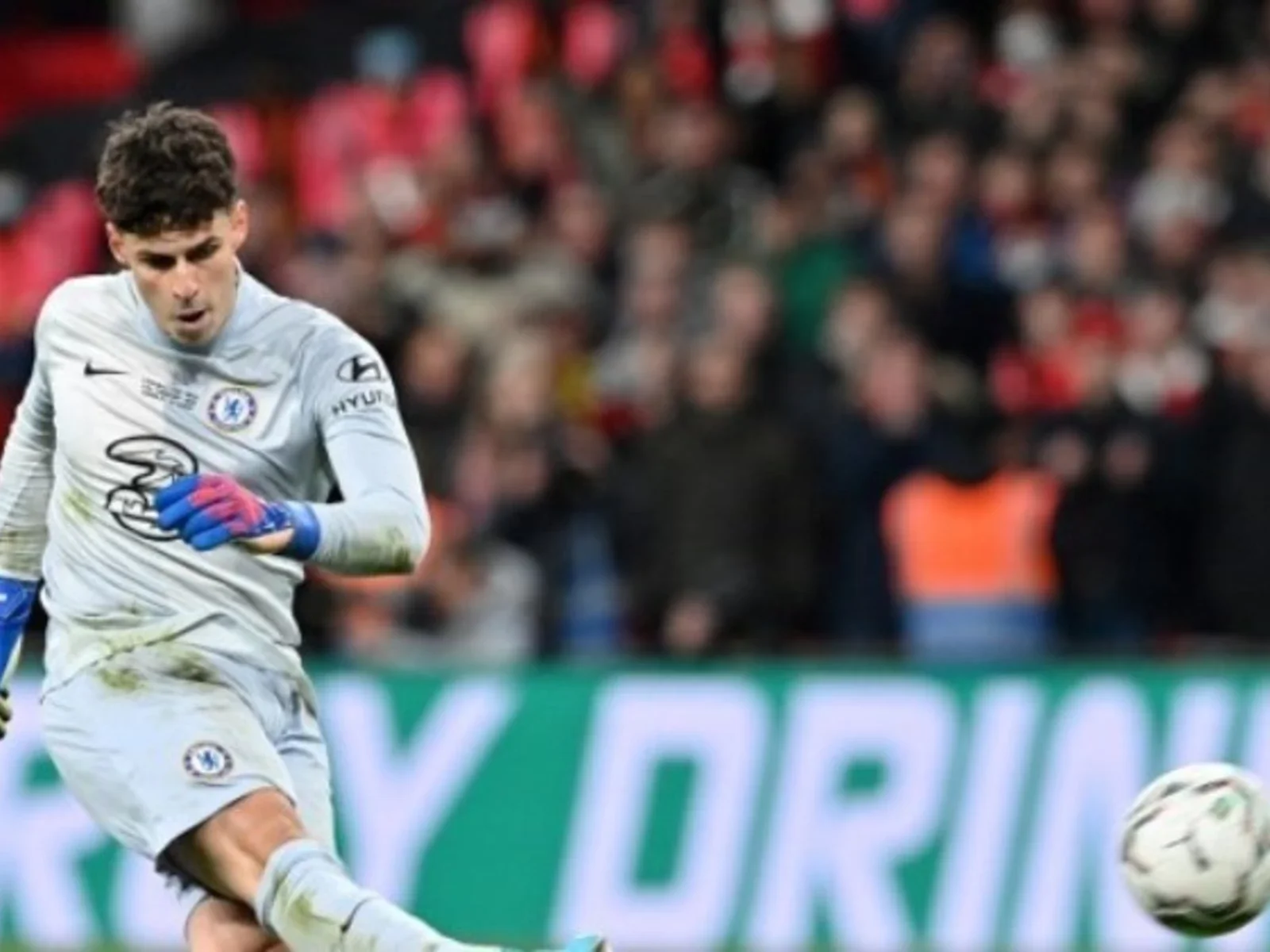 Kepa no tapó un solo penal y desperdició su cobro/ AFP