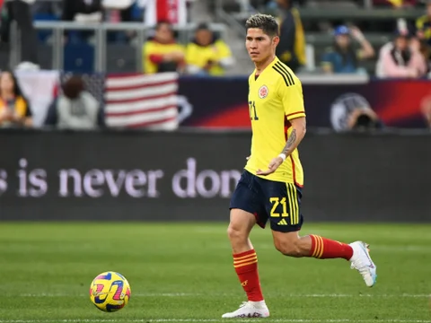 Jorman Campuzano administrando el balón / FCF