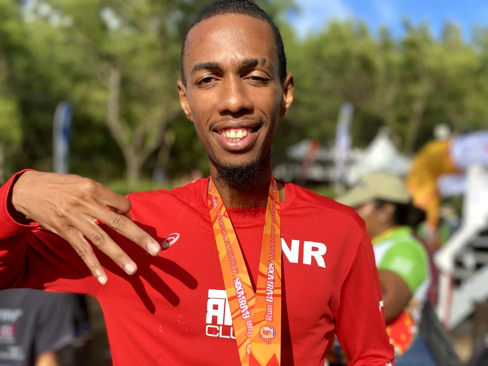 Nicholas Romany, atleta de Trinidad y Tobago, fue el ganador de la carrera Fun Mile, 10k y media maratón