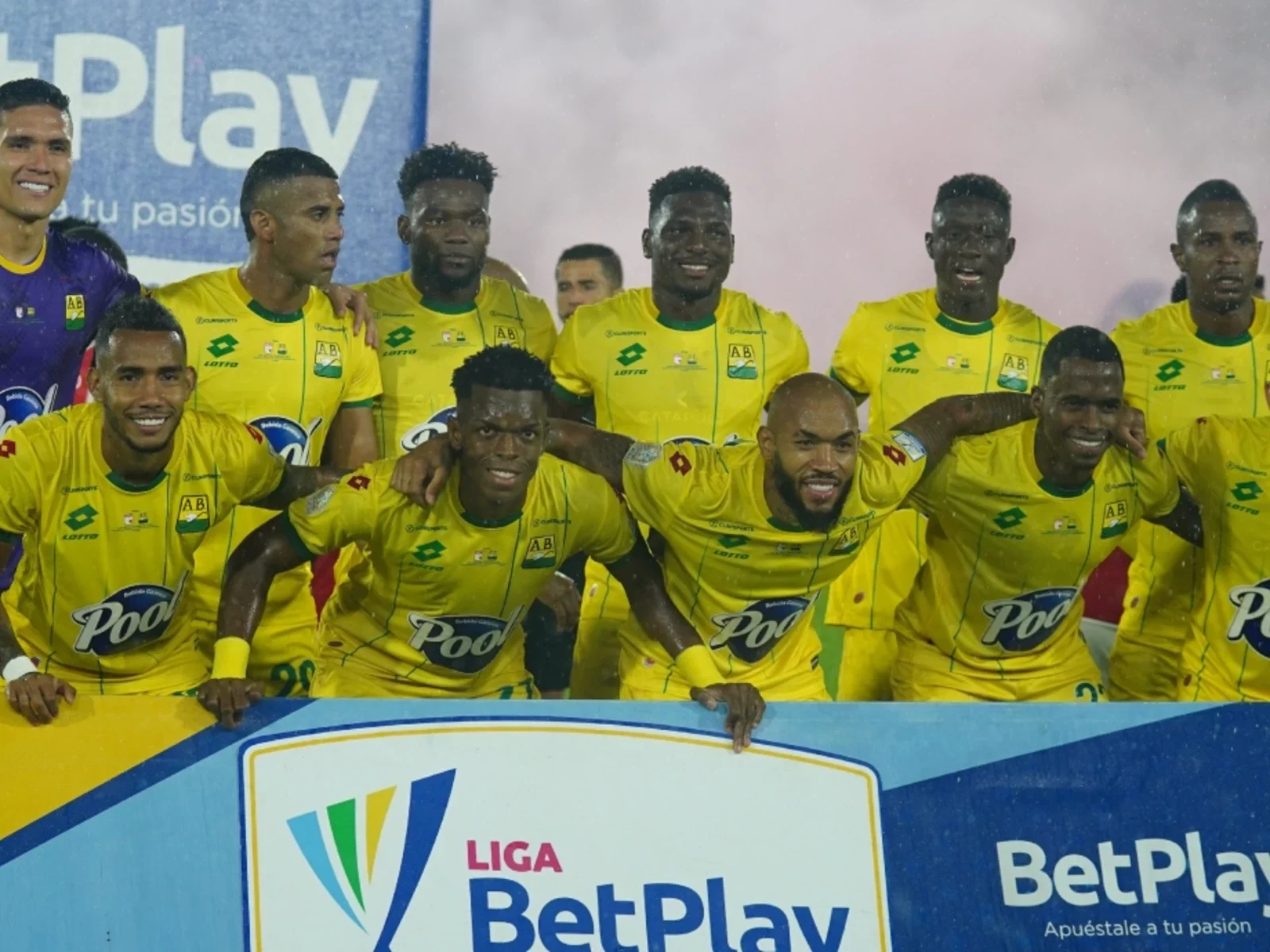 Bucaramanga salió campeón de su primera estrella en el FPC - VizzorImage