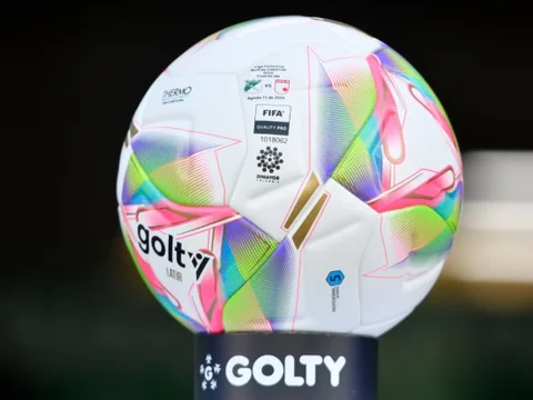 El balón Golty Latir en la final ida de la Liga Femenina entre Cali y Santa Fe - VizzorImage