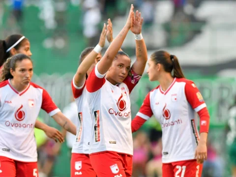Las jugadoras 'cardenales' en la final ida de la Liga Femenina entre Cali y Santa Fe - VizzorImage
