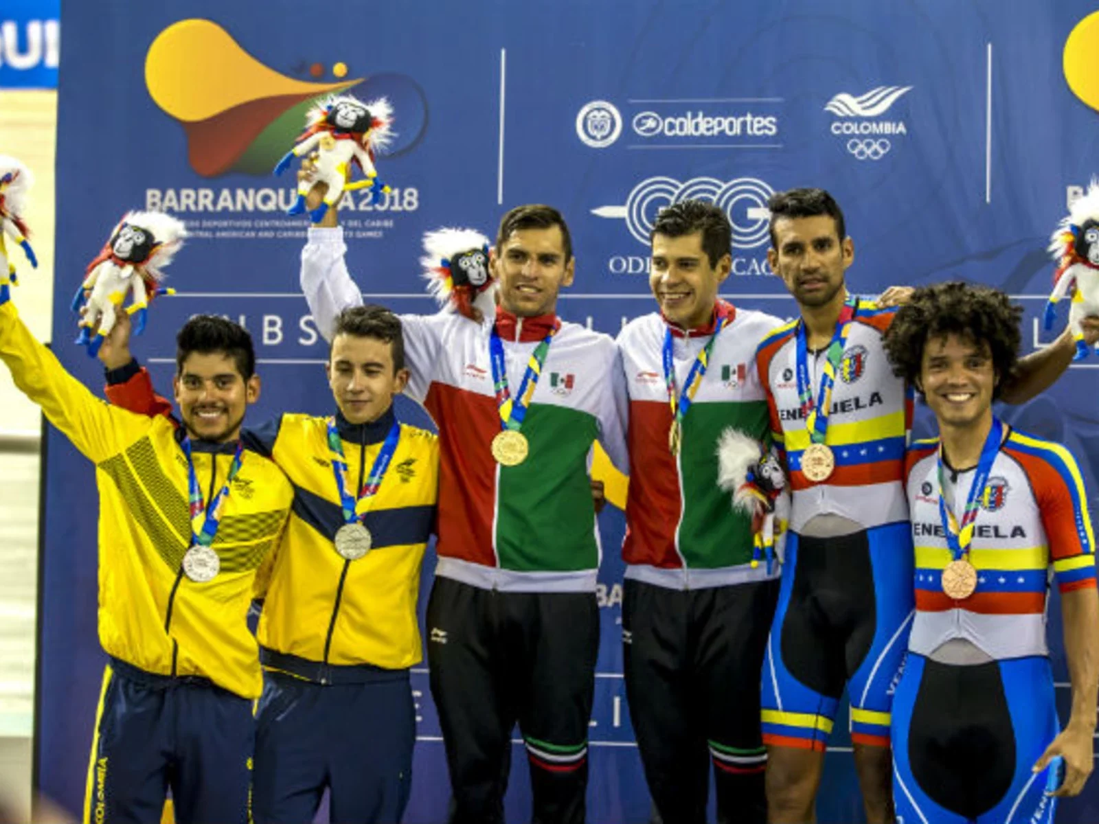 En fotos, los medallistas colombianos de este jueves