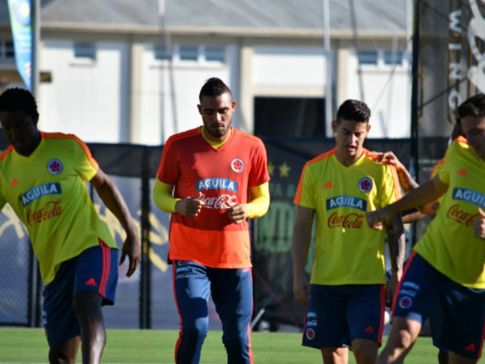 Las postales del entreno de Colombia, con la mente puesta en Costa Rica