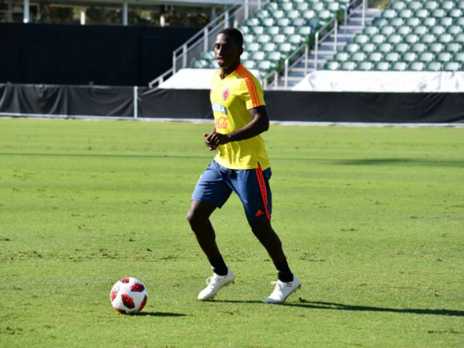 Las postales del entreno de Colombia, con la mente puesta en Costa Rica