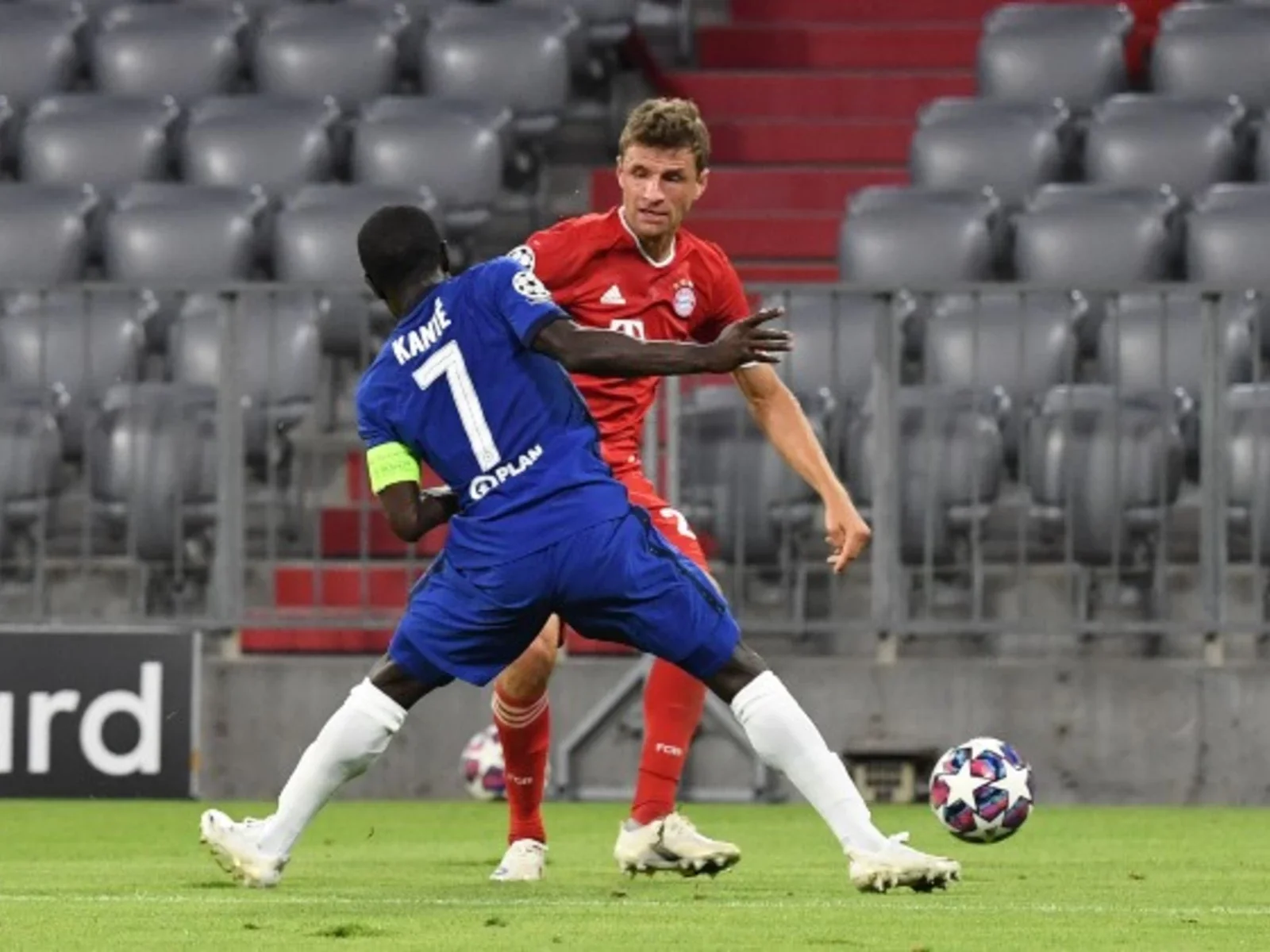 Mira aquí, en fotos, la clasificación de Bayern y Barcelona a cuartos de Champions