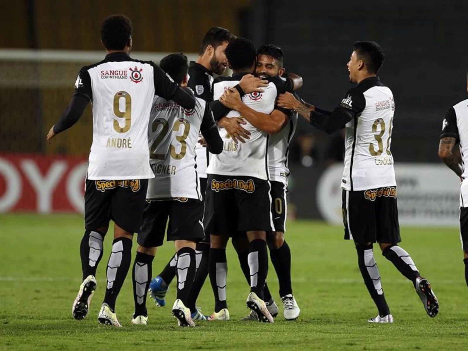 Mira aquí las mejores imágenes que dejó el empate entre Santa Fe y Corinthians
