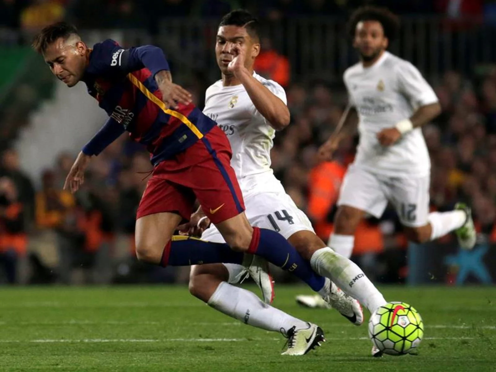 Mira aquí las mejores postales del clásico Barcelona - Real Madrid