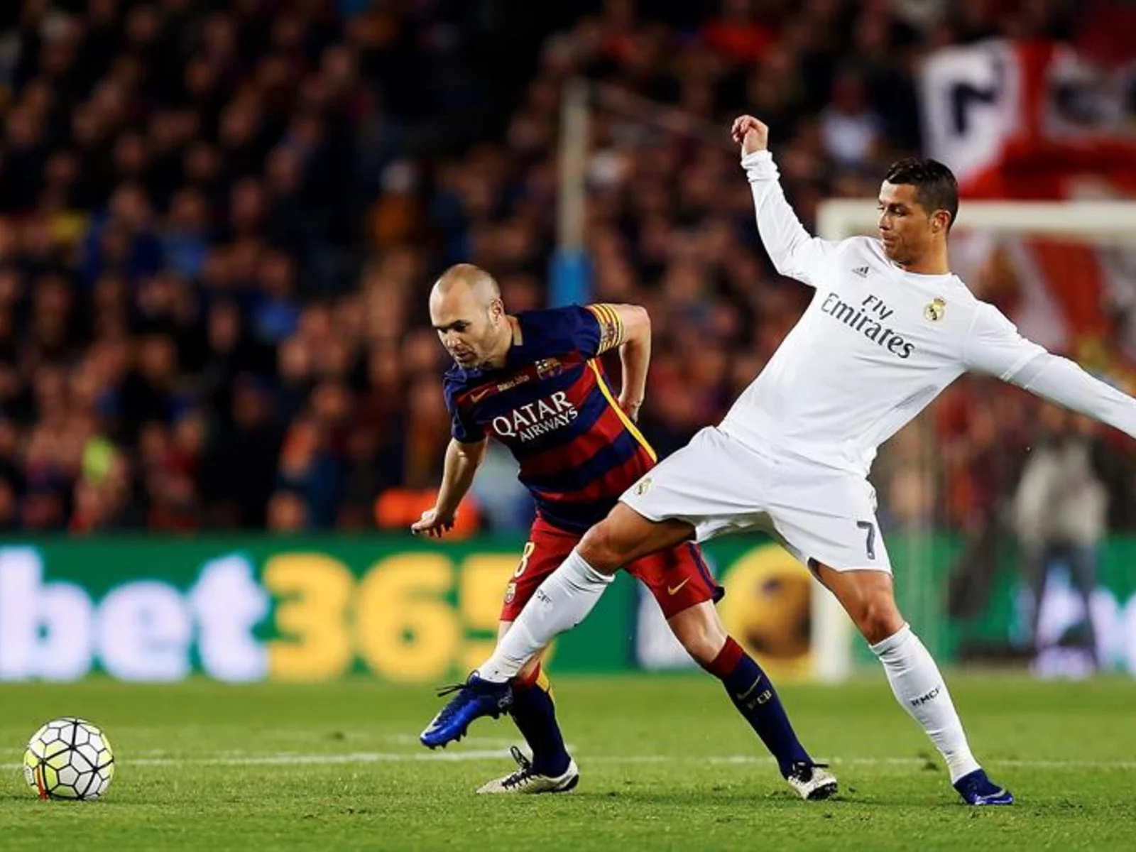 Mira aquí las mejores postales del clásico Barcelona - Real Madrid