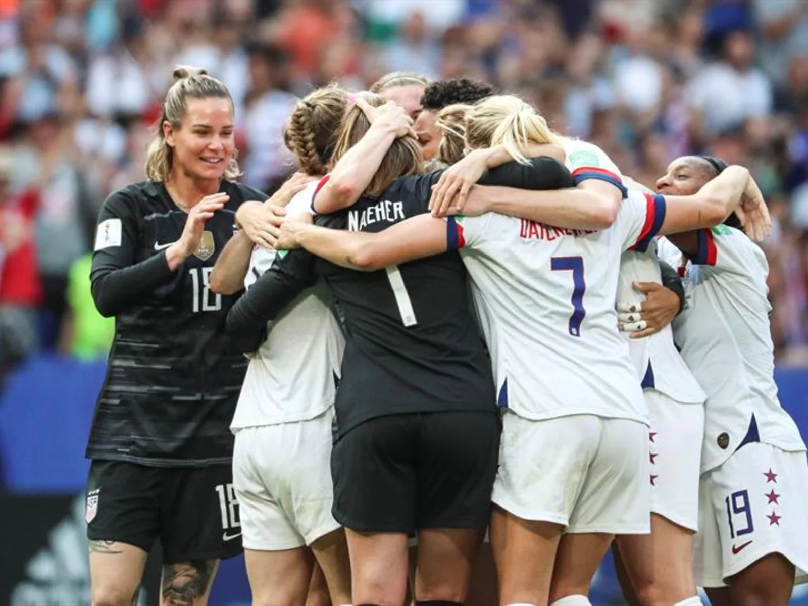 Mundial Femenino | Las mejores fotos de la bicampeona, Estados Unidos