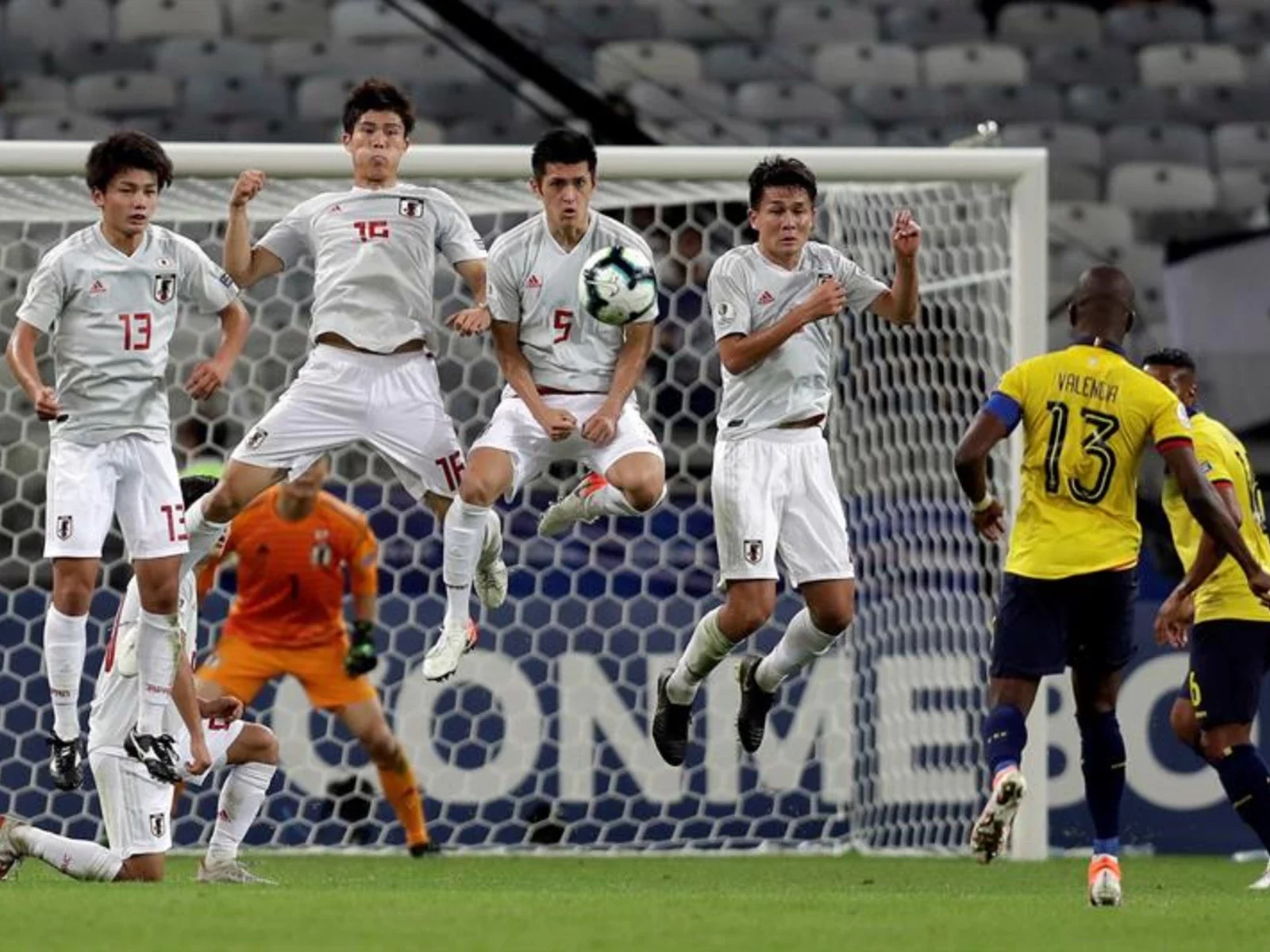 Observa aquí las mejores imágenes del empate entre Ecuador y Japón