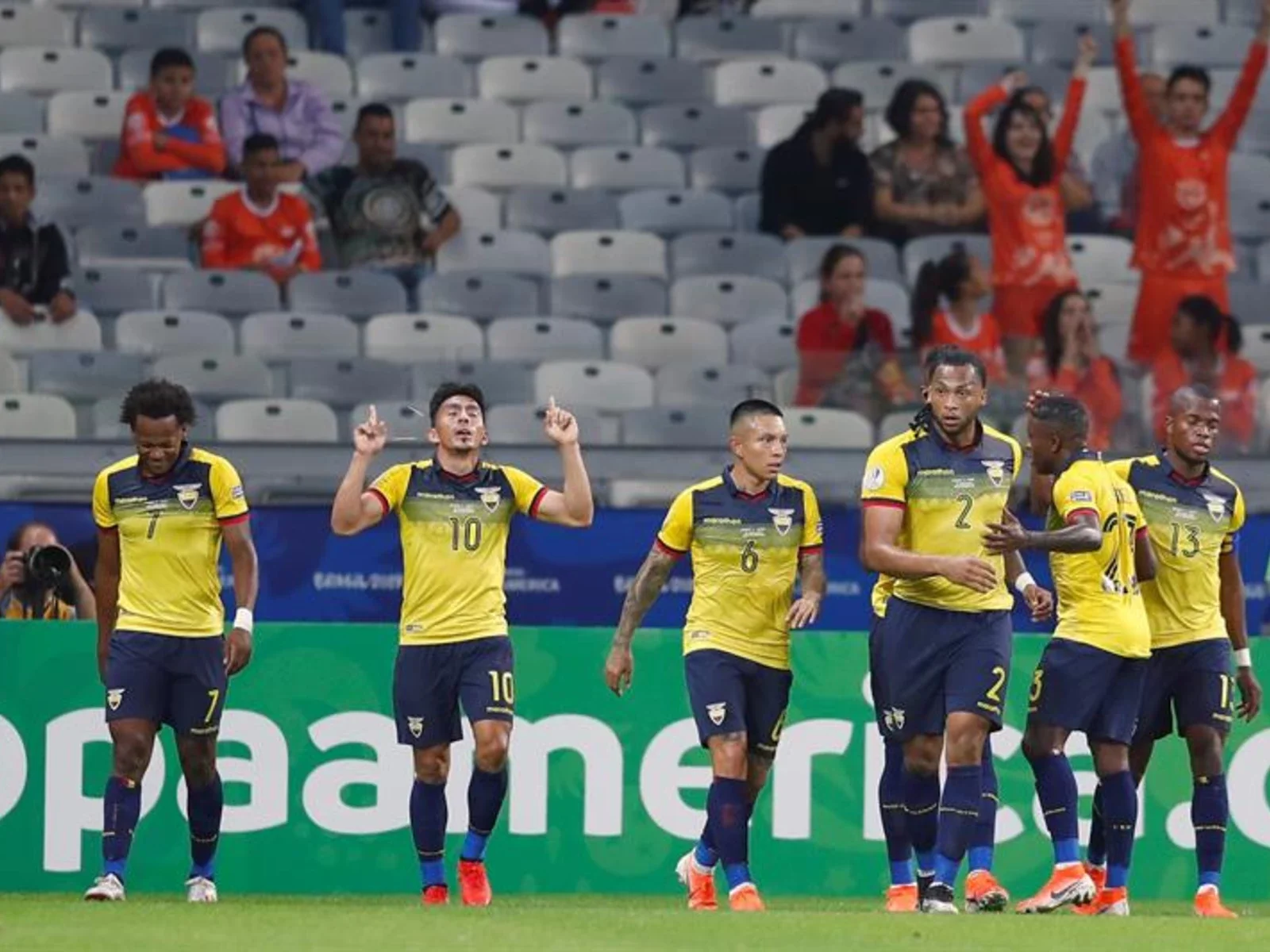 Observa aquí las mejores imágenes del empate entre Ecuador y Japón