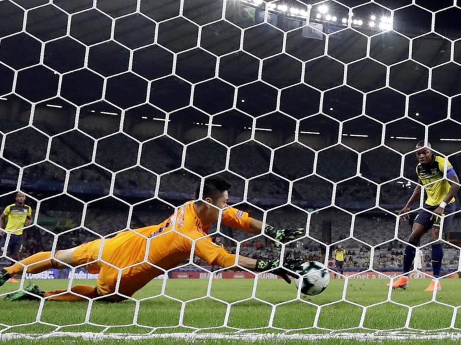 Observa aquí las mejores imágenes del empate entre Ecuador y Japón